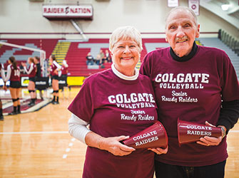 Photo of Ellis ’57 and Suzee Rowland, co-founders of Colgate’s Senior Rowdy Raiders.